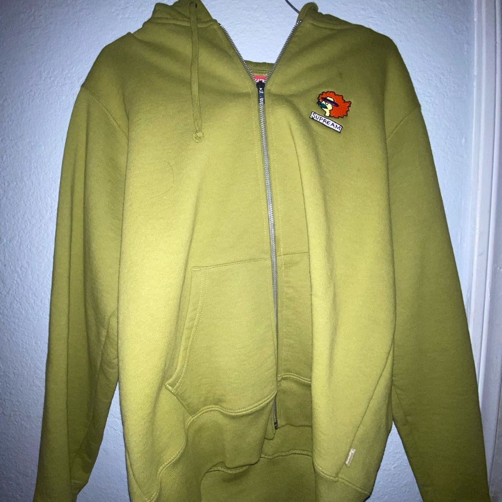 Supreme sweater